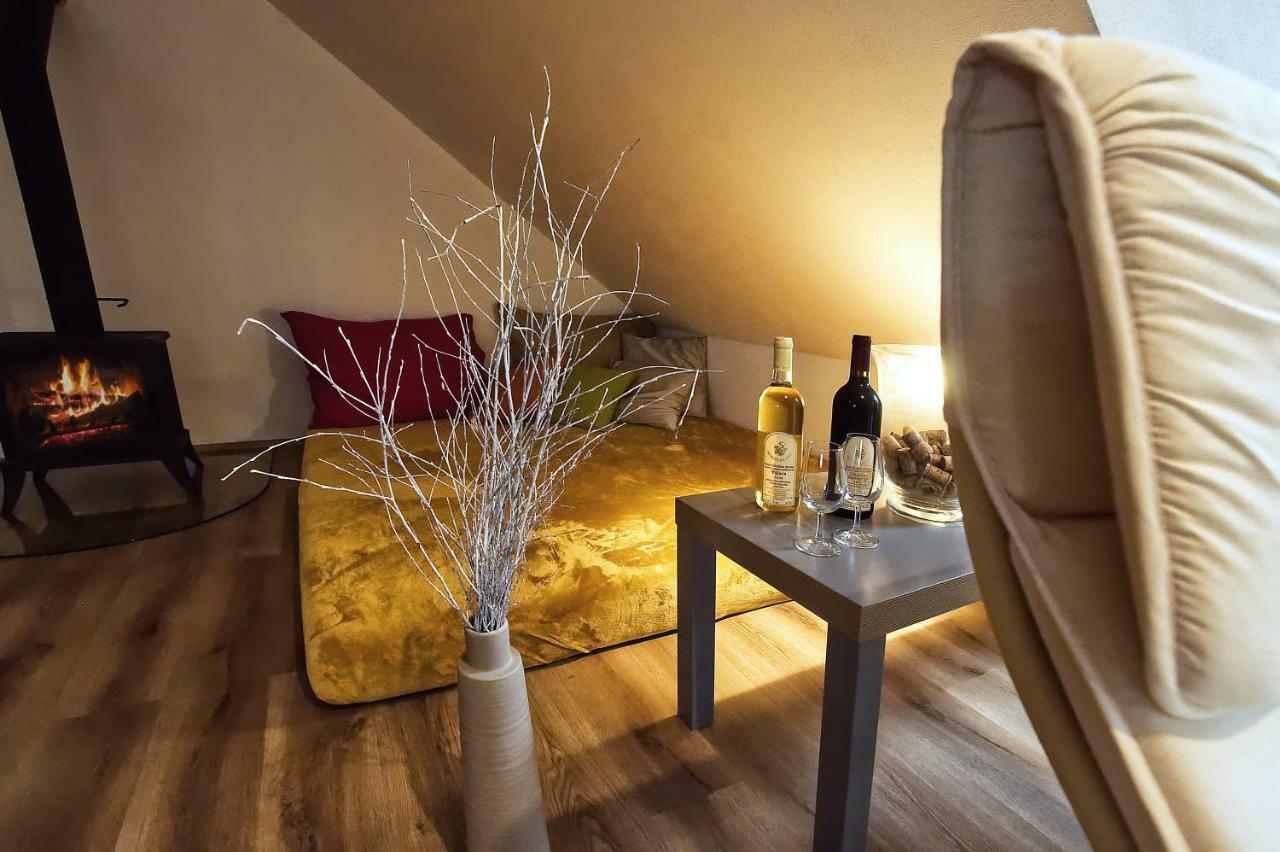 "U Capa" Krasny Apartman V Sedleci Sedlec  Bagian luar foto