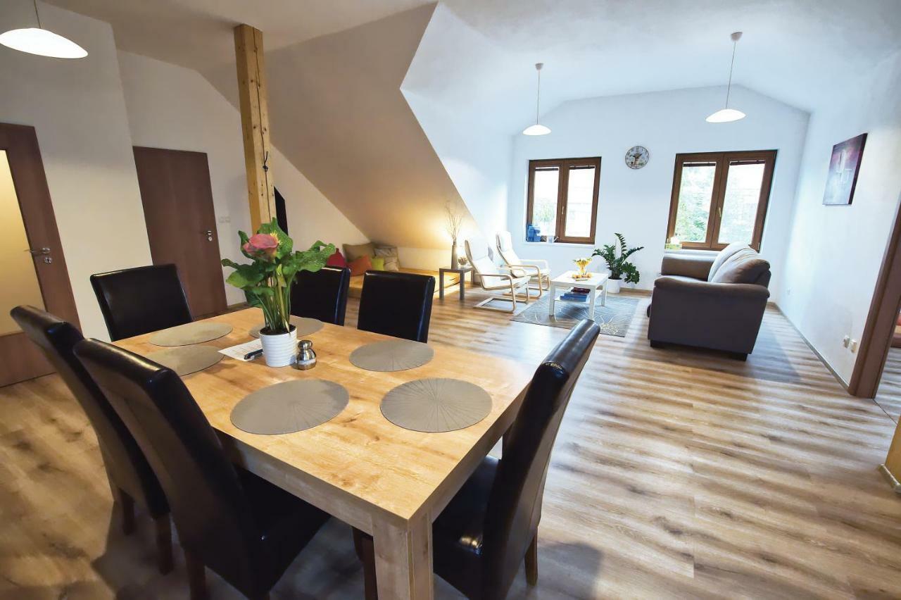 "U Capa" Krasny Apartman V Sedleci Sedlec  Bagian luar foto