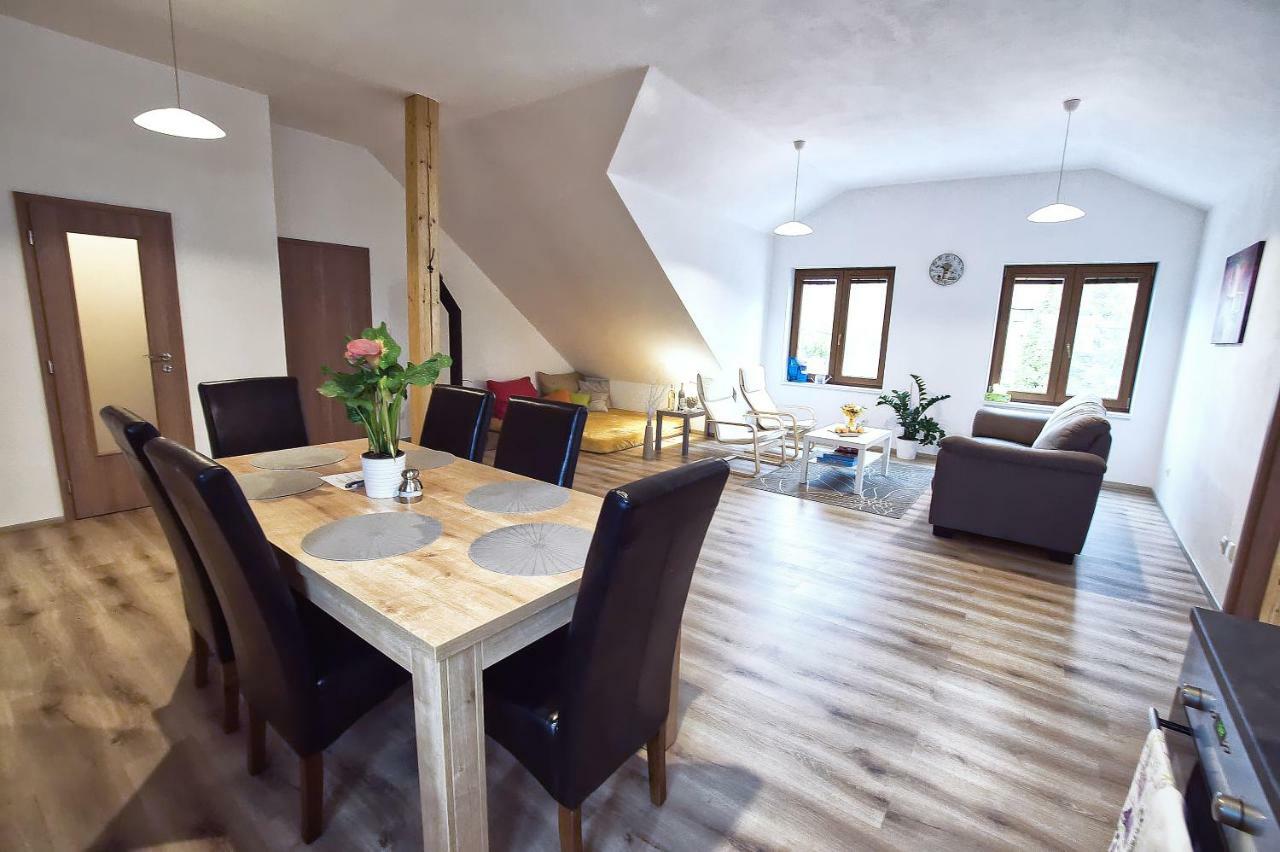 "U Capa" Krasny Apartman V Sedleci Sedlec  Bagian luar foto