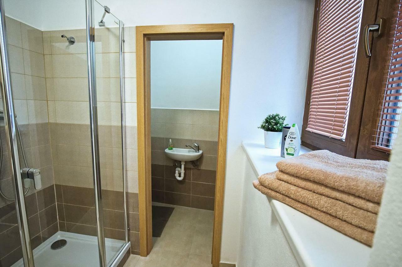 "U Capa" Krasny Apartman V Sedleci Sedlec  Bagian luar foto