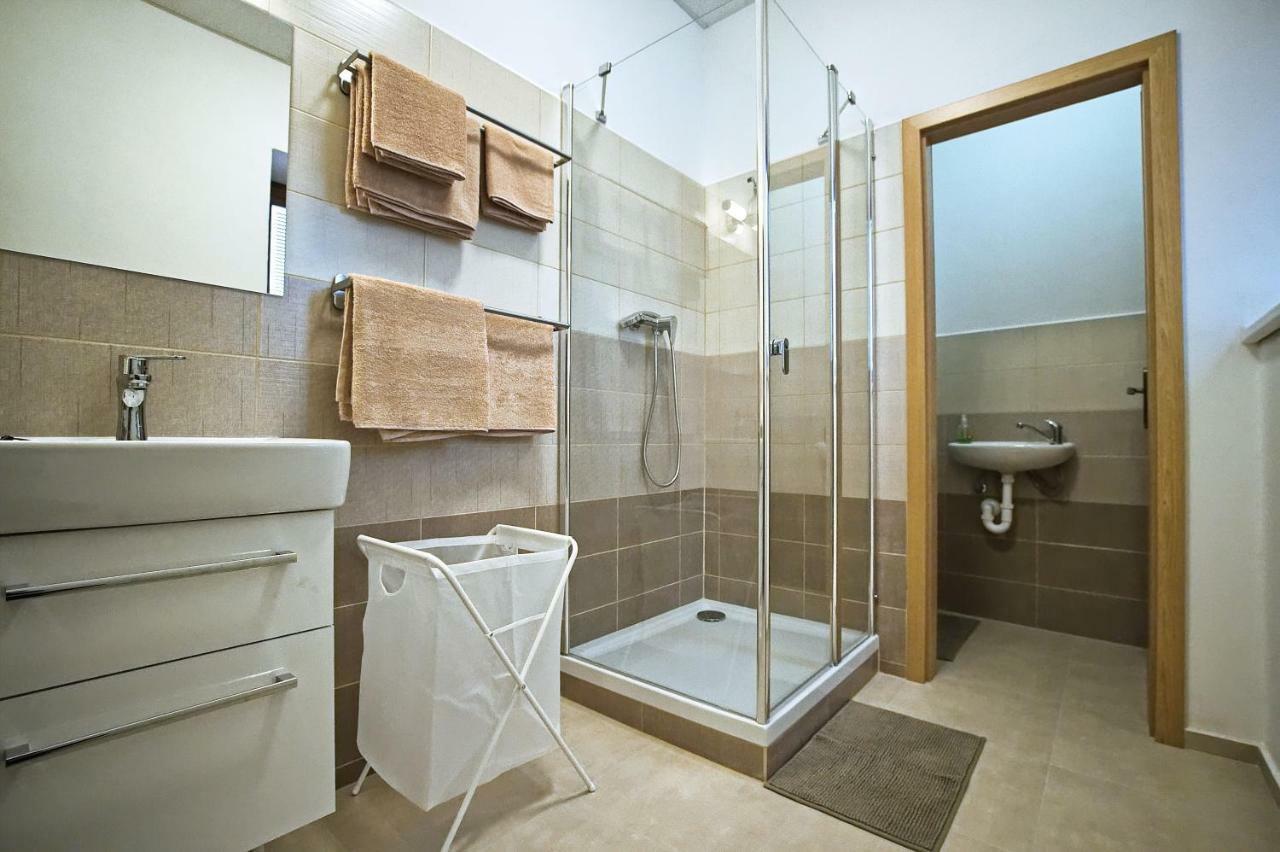 "U Capa" Krasny Apartman V Sedleci Sedlec  Bagian luar foto