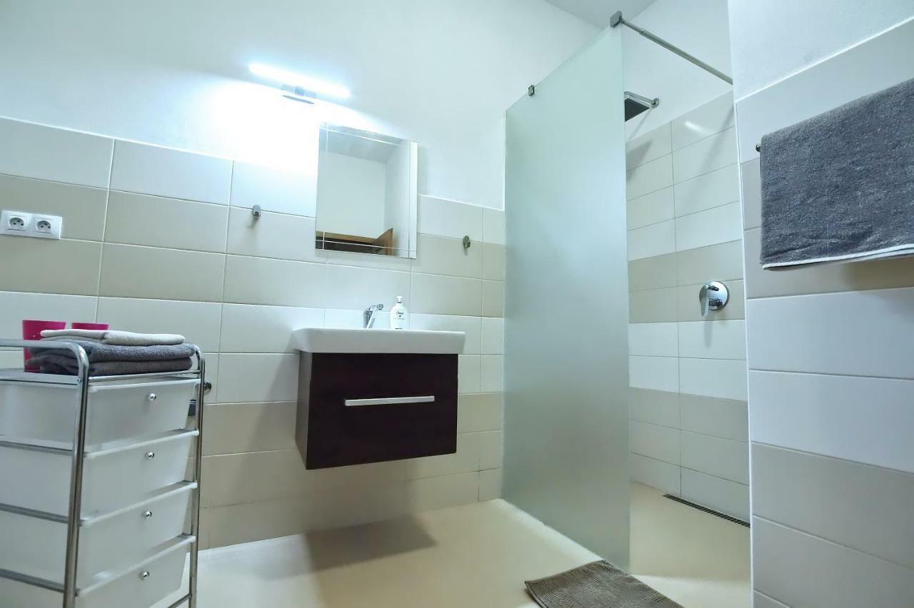 "U Capa" Krasny Apartman V Sedleci Sedlec  Bagian luar foto